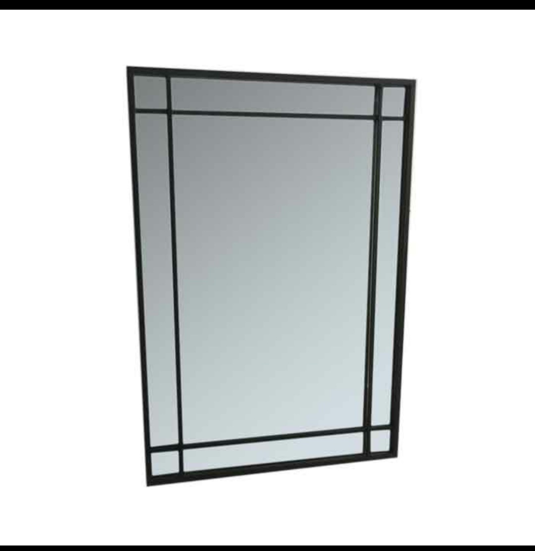 מראה מלבנית **לאיסוף מהחנות בלבד מראה מלבנית **לאיסוף מהחנות בלבד